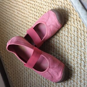 Keen closed toe Siena Mary Janes